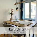 Staywest52 - Balkon, Wlan, Parkplatz *